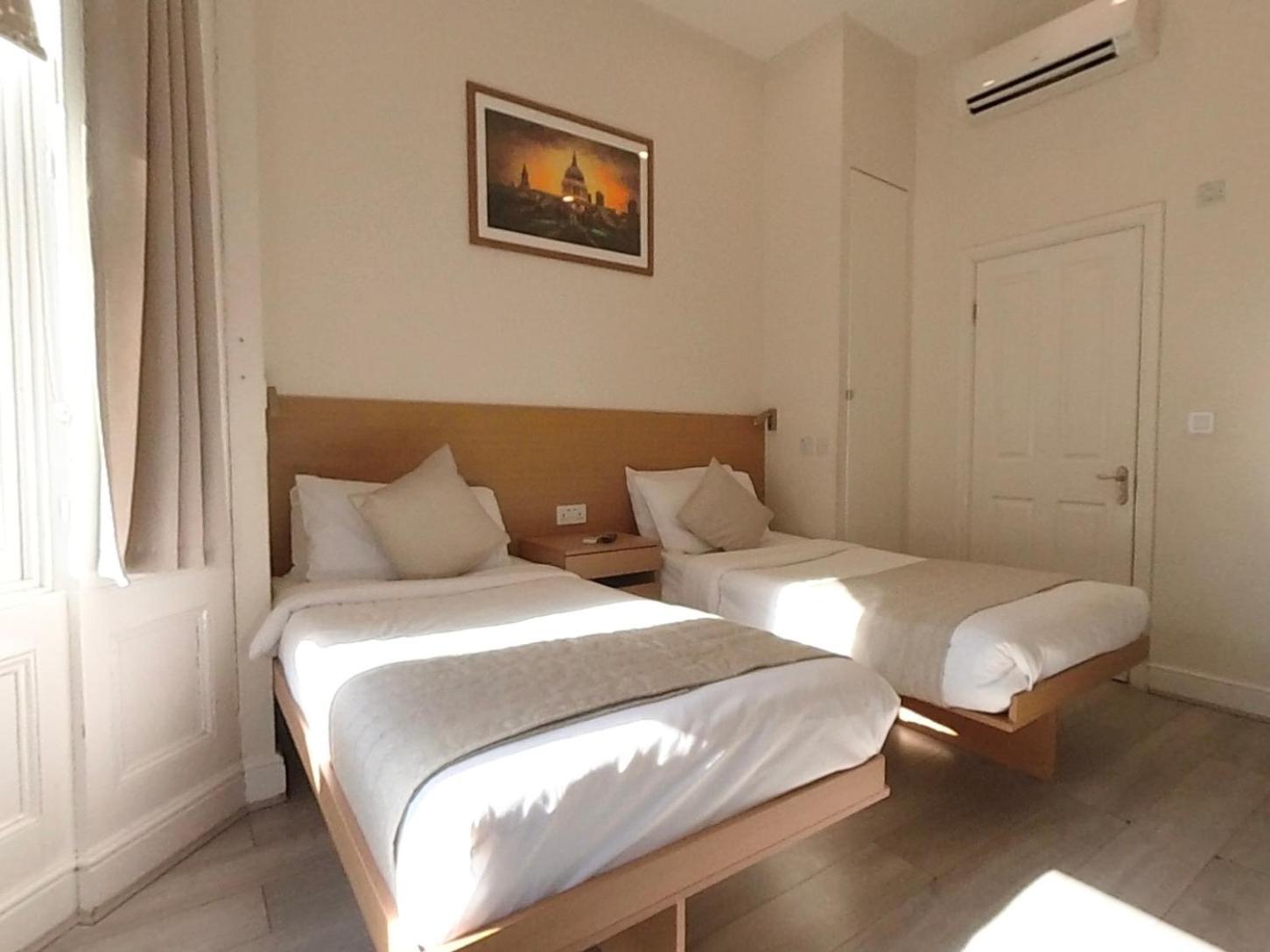 Nox Olympia Hotell London Eksteriør bilde