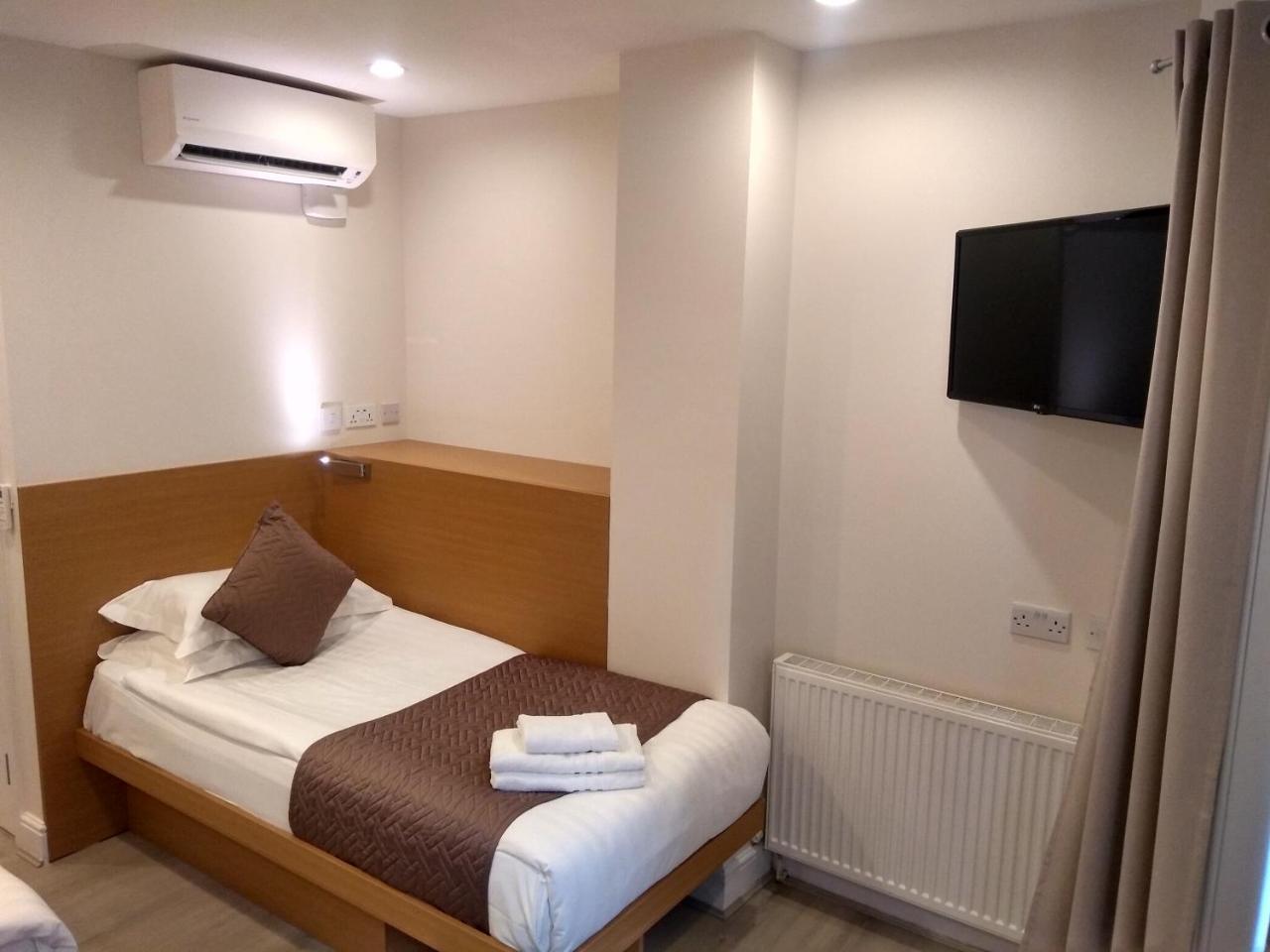 Nox Olympia Hotell London Eksteriør bilde